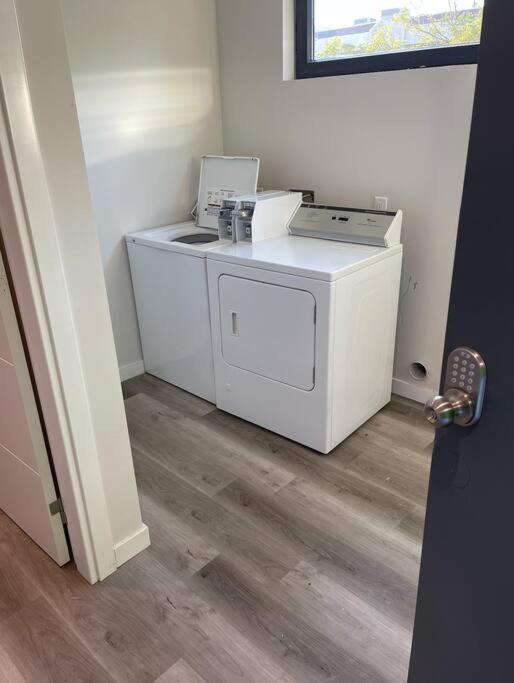 Spacious 1 Bedroom Apartment In Balboa Park Сан Диего Екстериор снимка